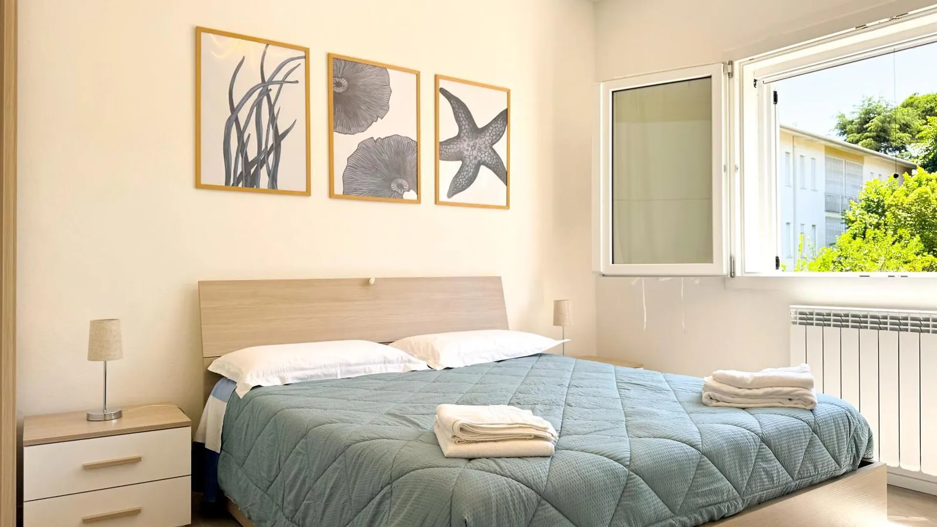 Casa Indipendente, 500 M Dal Mare, Wifi, Free Park contacts